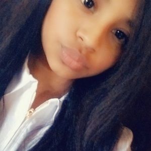 Meet your Posher, Josselyn